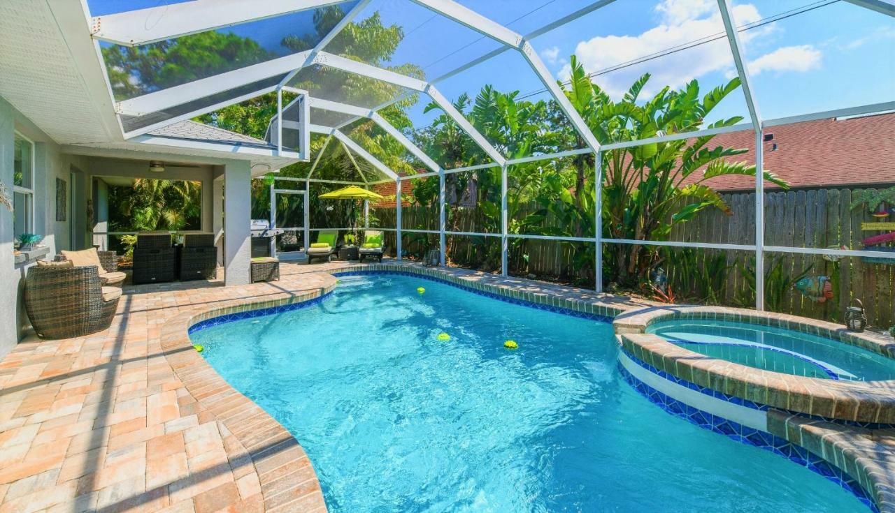 Contemporary Pool Villa I - Pool & Jacuzzi - Nearby Beach Venice Bagian luar foto